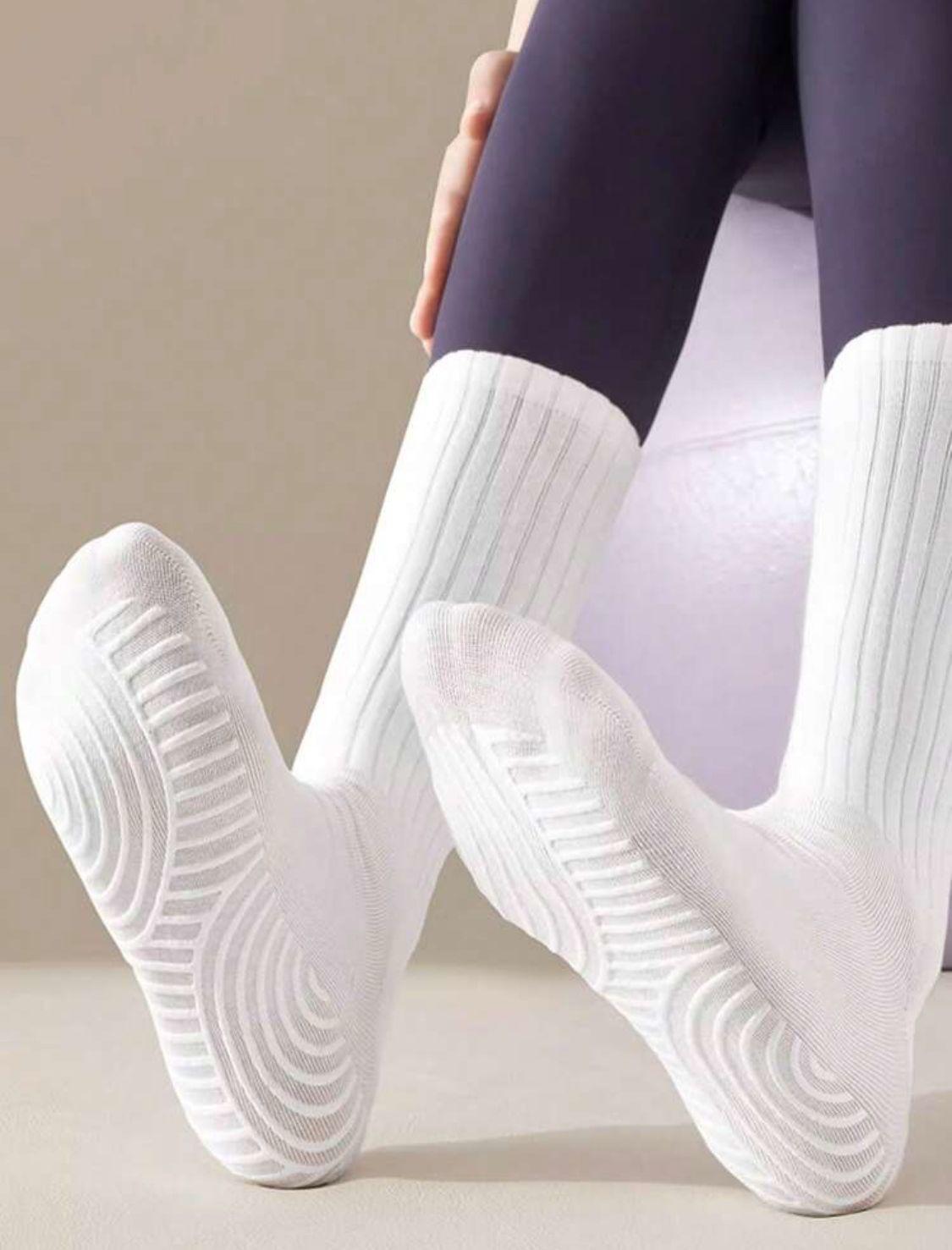 GripFlow Yoga Socks